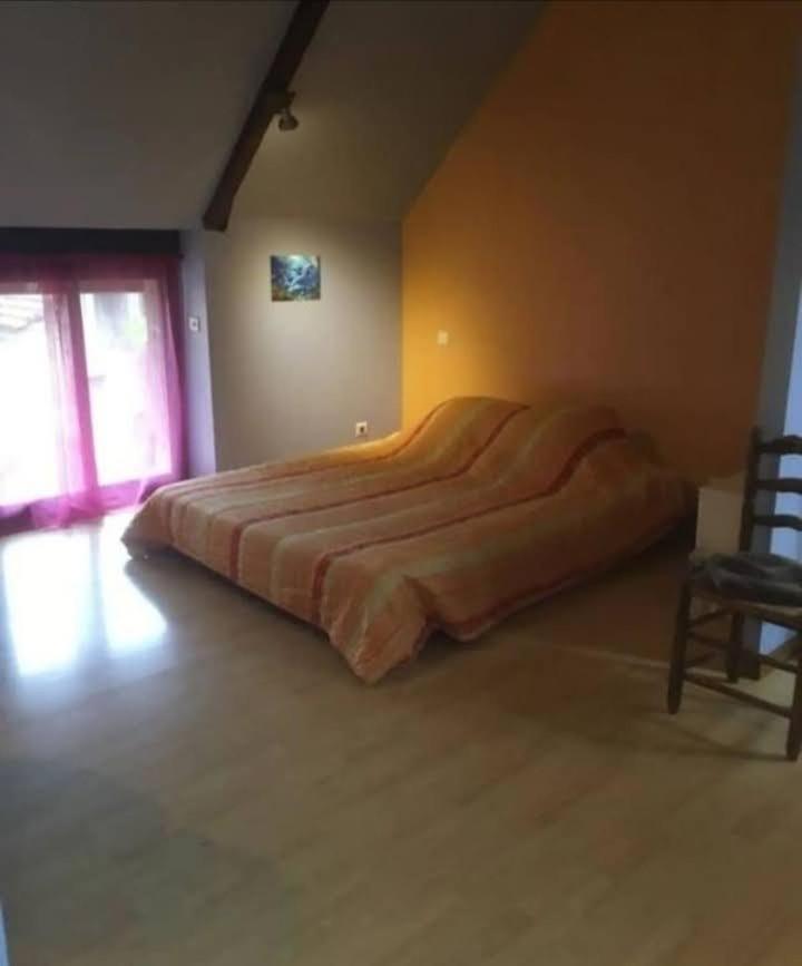 Chambre Chez L'Habitant Rueyres Εξωτερικό φωτογραφία